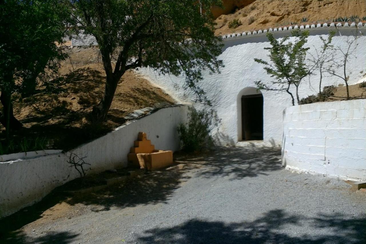 Casas Cueva Y Cortijo La Tala En Guadix Exterior foto