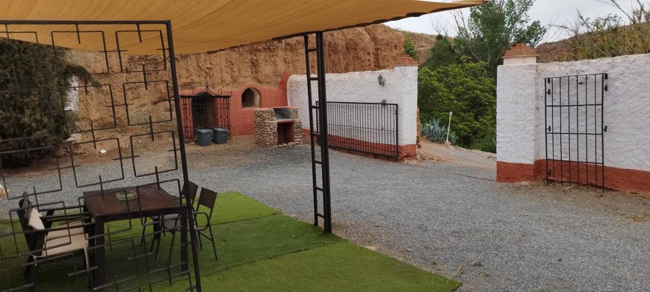 Casas Cueva Y Cortijo La Tala En Guadix Exterior foto